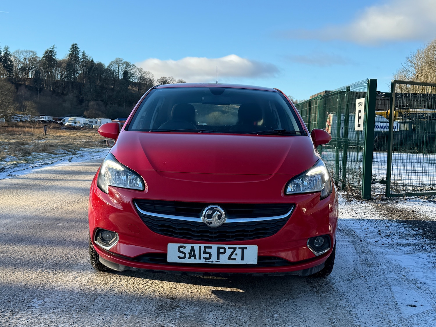 Used Vauxhall Corsa 2015 for sale - 77104597: Photo 2