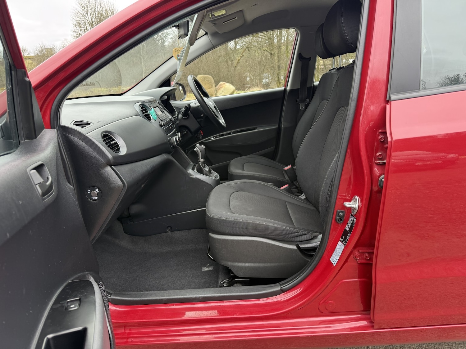 Used Hyundai i10 2017 for sale - 78031613: Photo 27