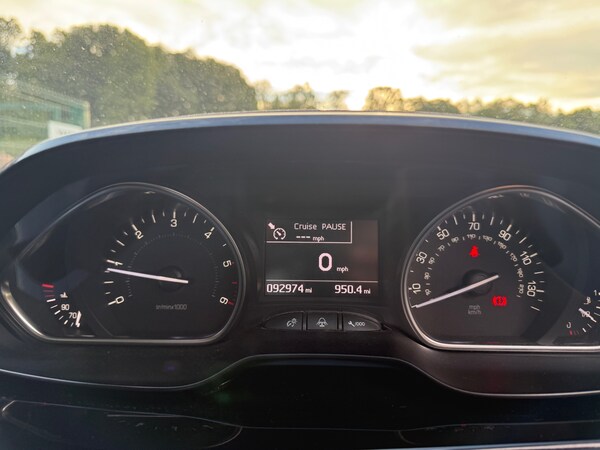 Used Peugeot 2008 2017 for sale - 75151905: Photo 13