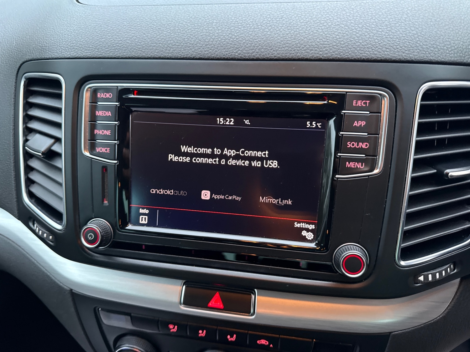 Used Volkswagen Sharan 2017 for sale - 77319933: Photo 24