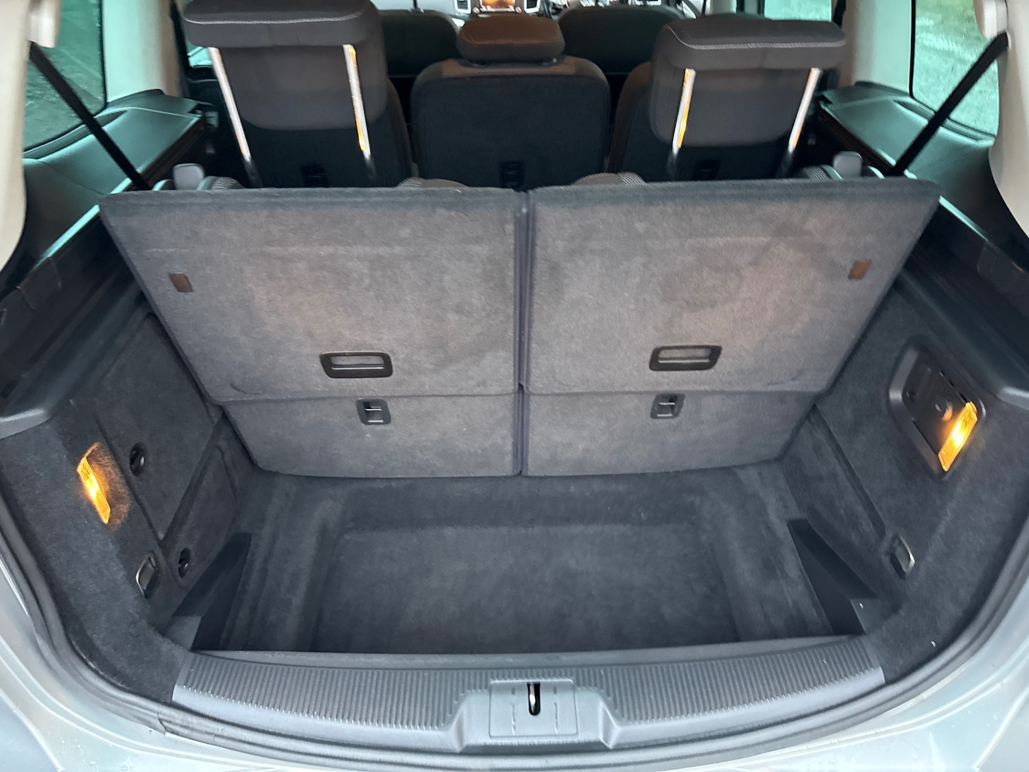 Used Volkswagen Sharan 2017 for sale - 77319933: Photo 41