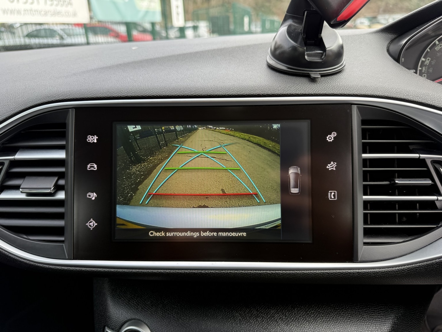 Used Peugeot 308 2015 for sale - 77801782: Photo 26