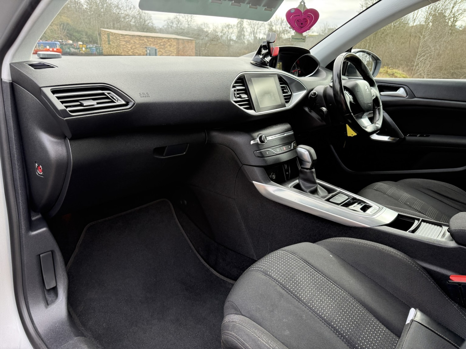 Used Peugeot 308 2015 for sale - 77801782: Photo 31