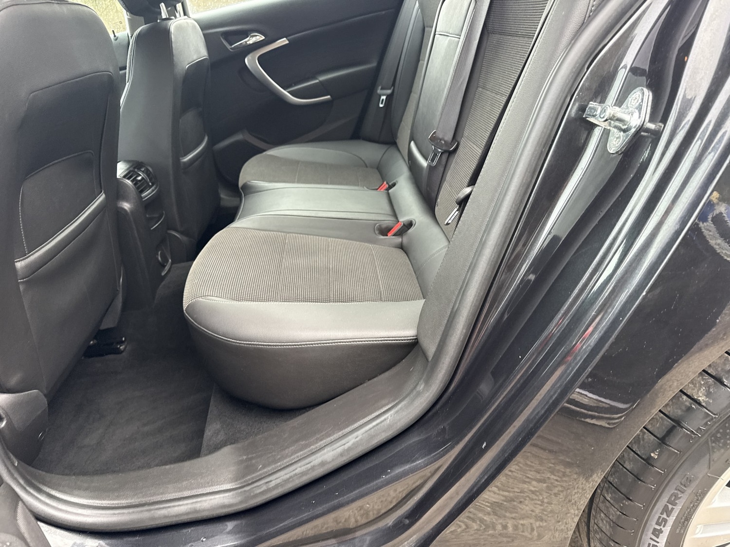 Used Vauxhall Insignia 2013 for sale - 77901299: Photo 32