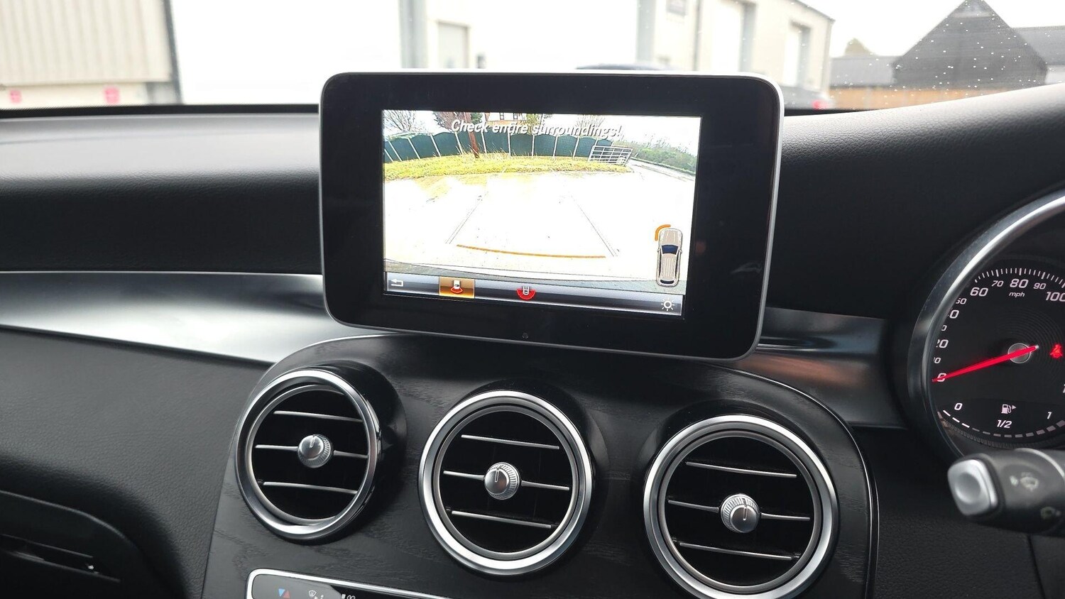 Used Mercedes-Benz GLC 2017 for sale - 77802465: Photo 24