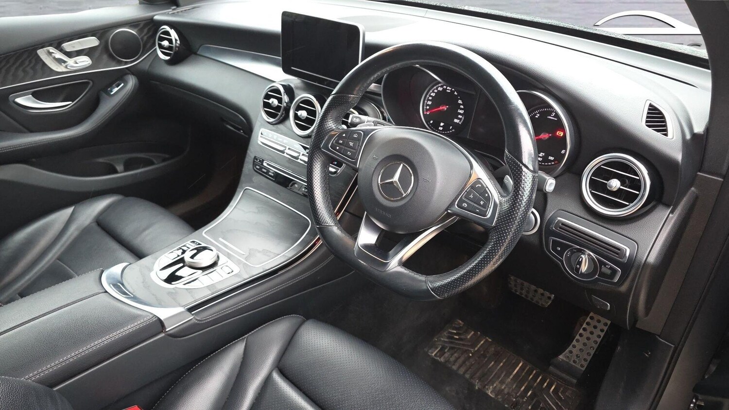 Used Mercedes-Benz GLC 2017 for sale - 77802465: Photo 28