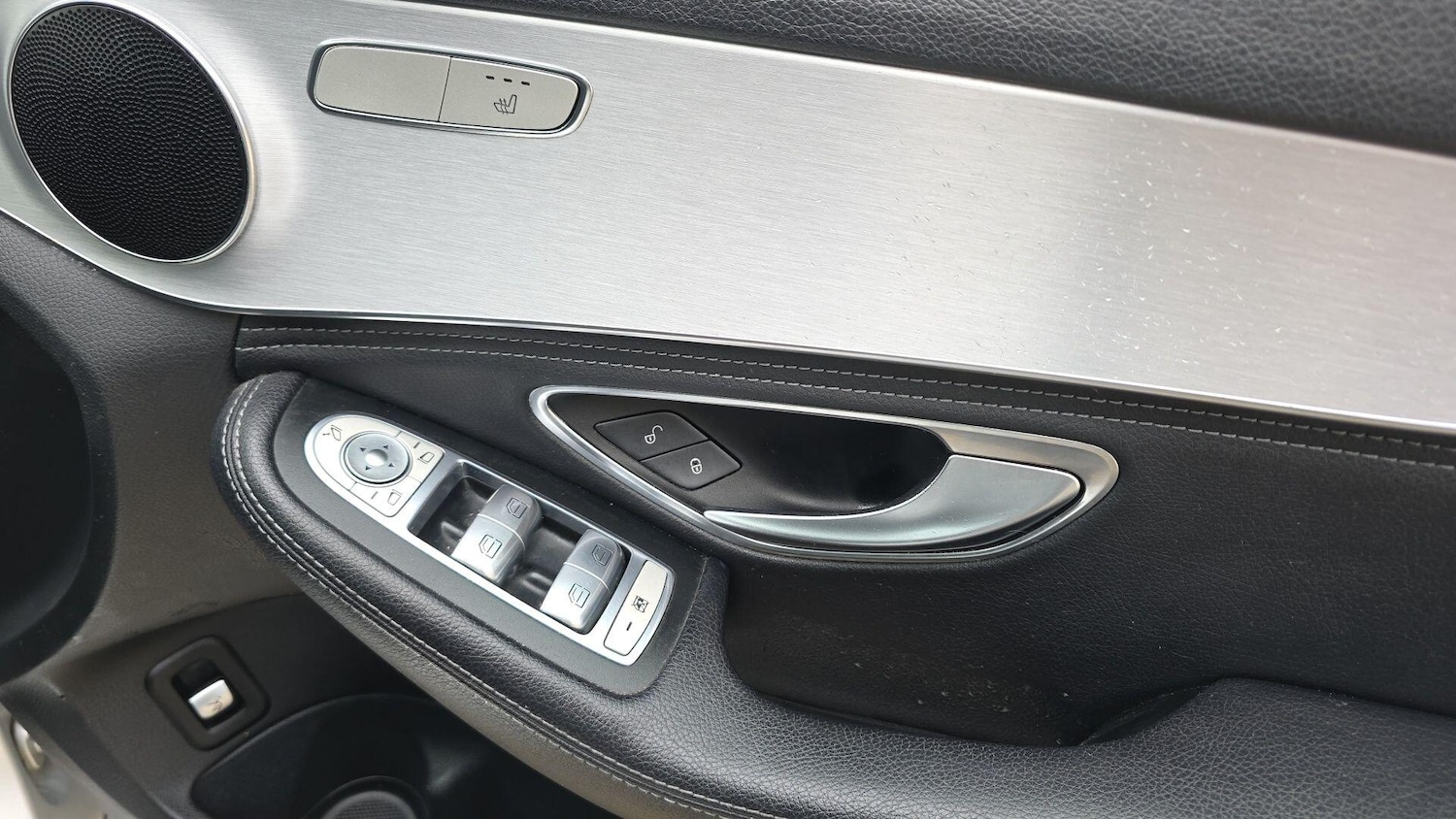 Used Mercedes-Benz C Class 2015 for sale - 77802480: Photo 18