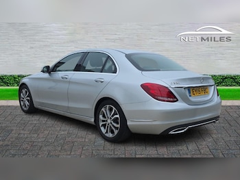 Used Mercedes-Benz C Class 2015 for sale - 77802480: Photo