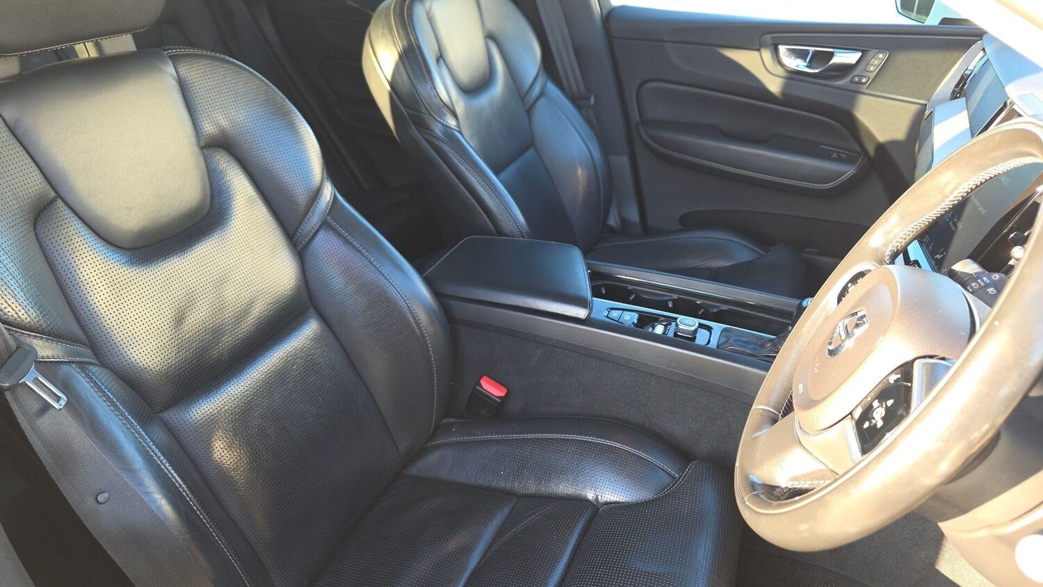 Used Volvo XC60 for sale - 77824101: Photo 11