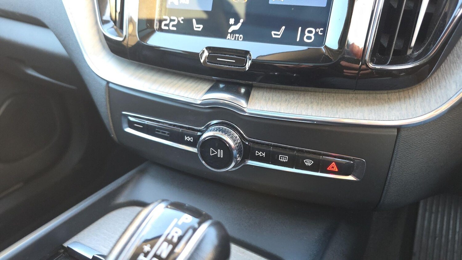 Used Volvo XC60 for sale - 77824101: Photo 23