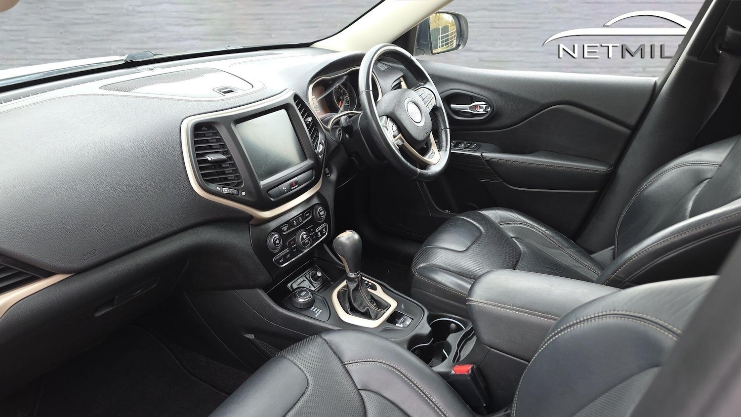 Used Jeep Cherokee 2015 for sale - 77853572: Photo 11