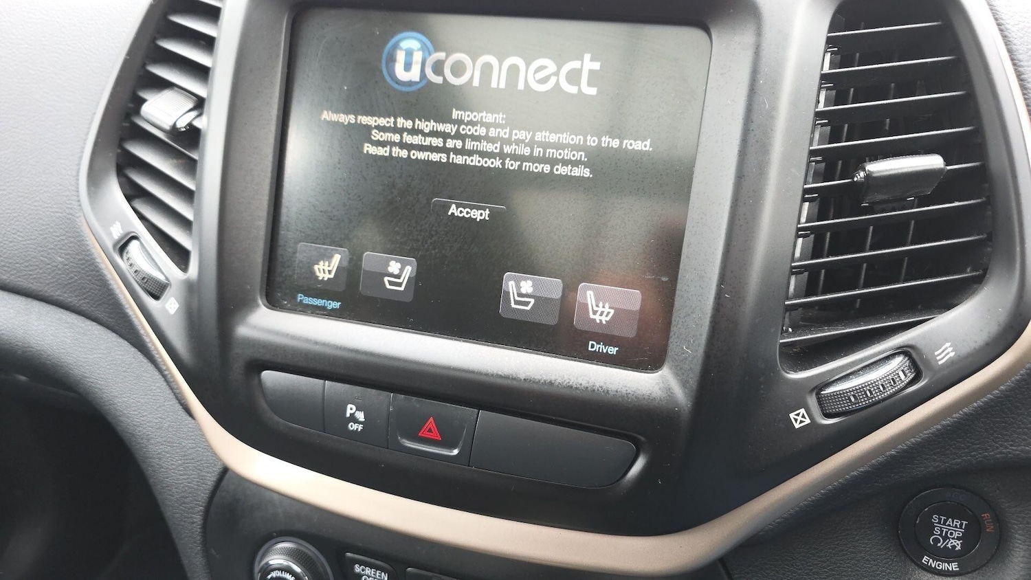 Used Jeep Cherokee 2015 for sale - 77853572: Photo 27