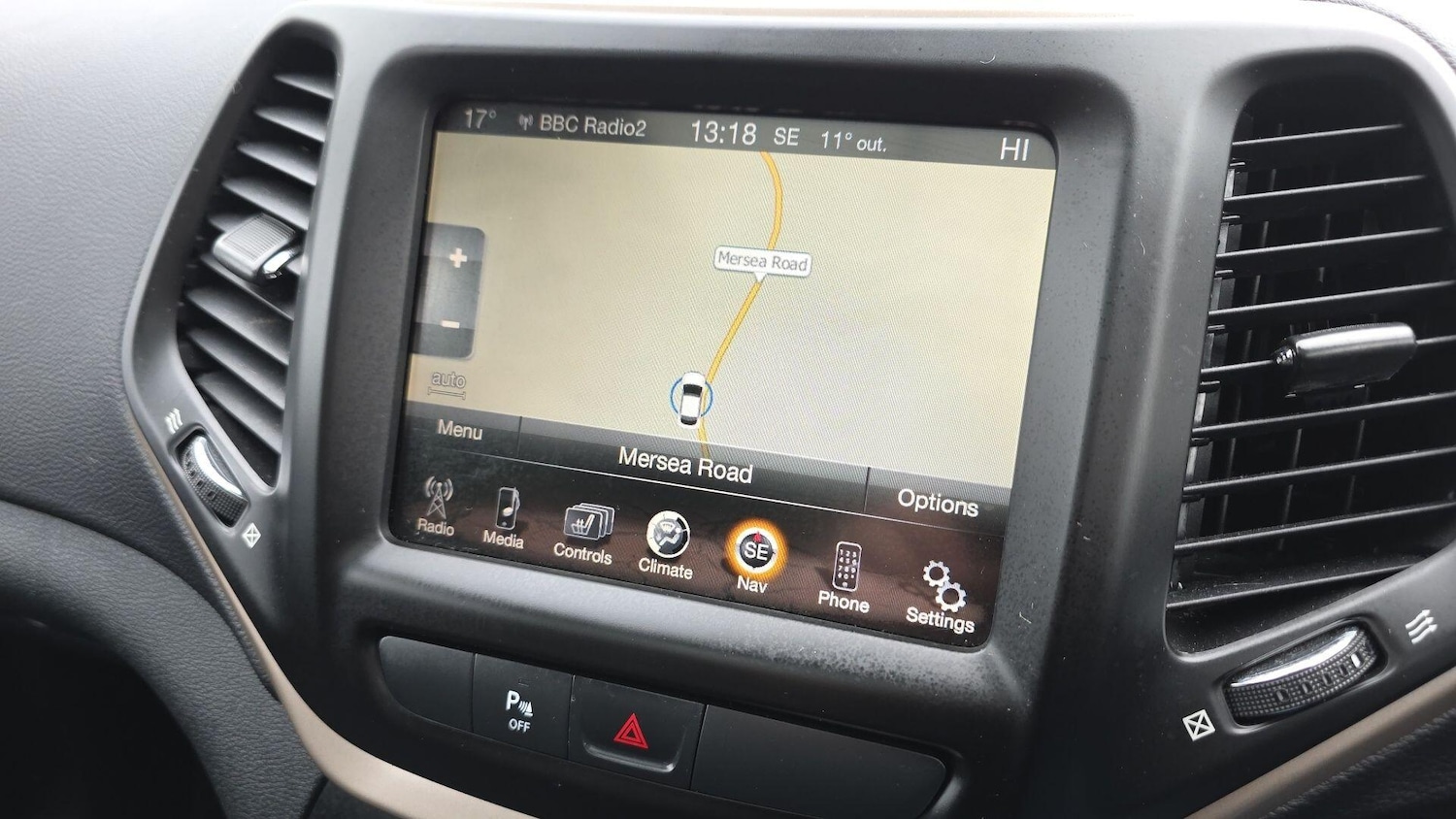 Used Jeep Cherokee 2015 for sale - 77853572: Photo 28