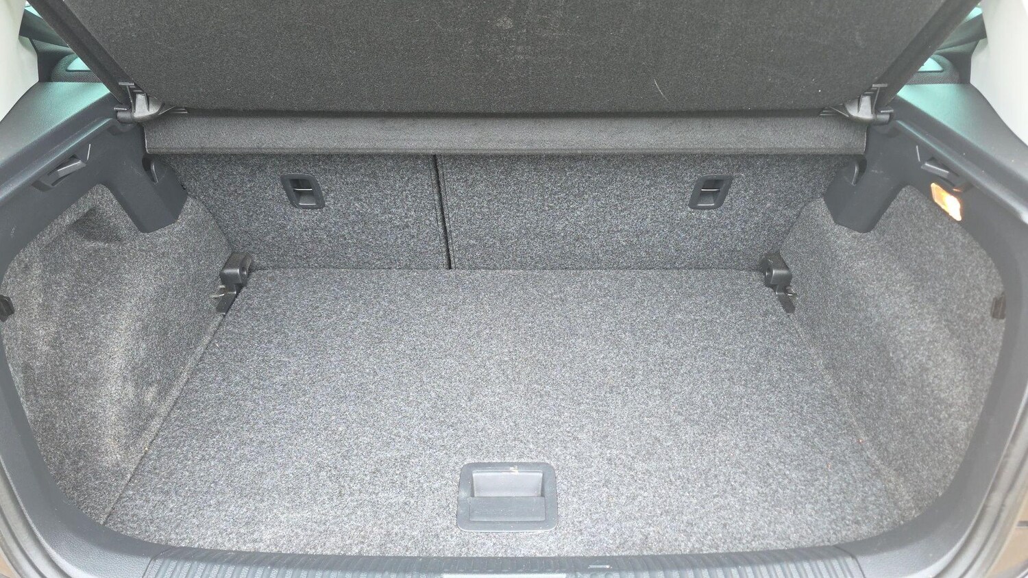 Used Volkswagen Polo 2017 for sale - 77802472: Photo 24