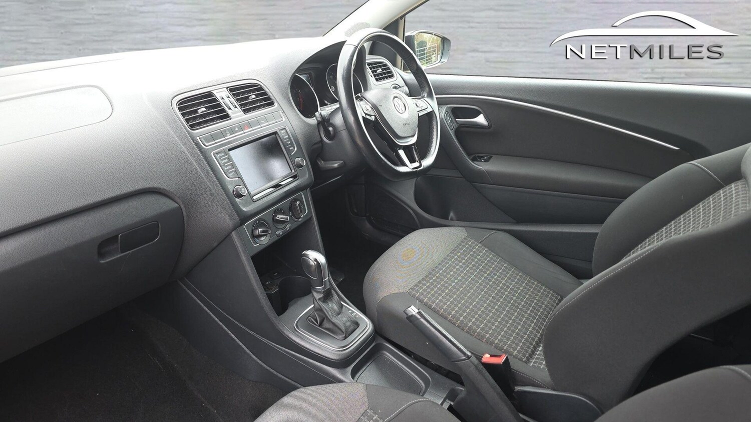 Used Volkswagen Polo 2017 for sale - 77802472: Photo 28