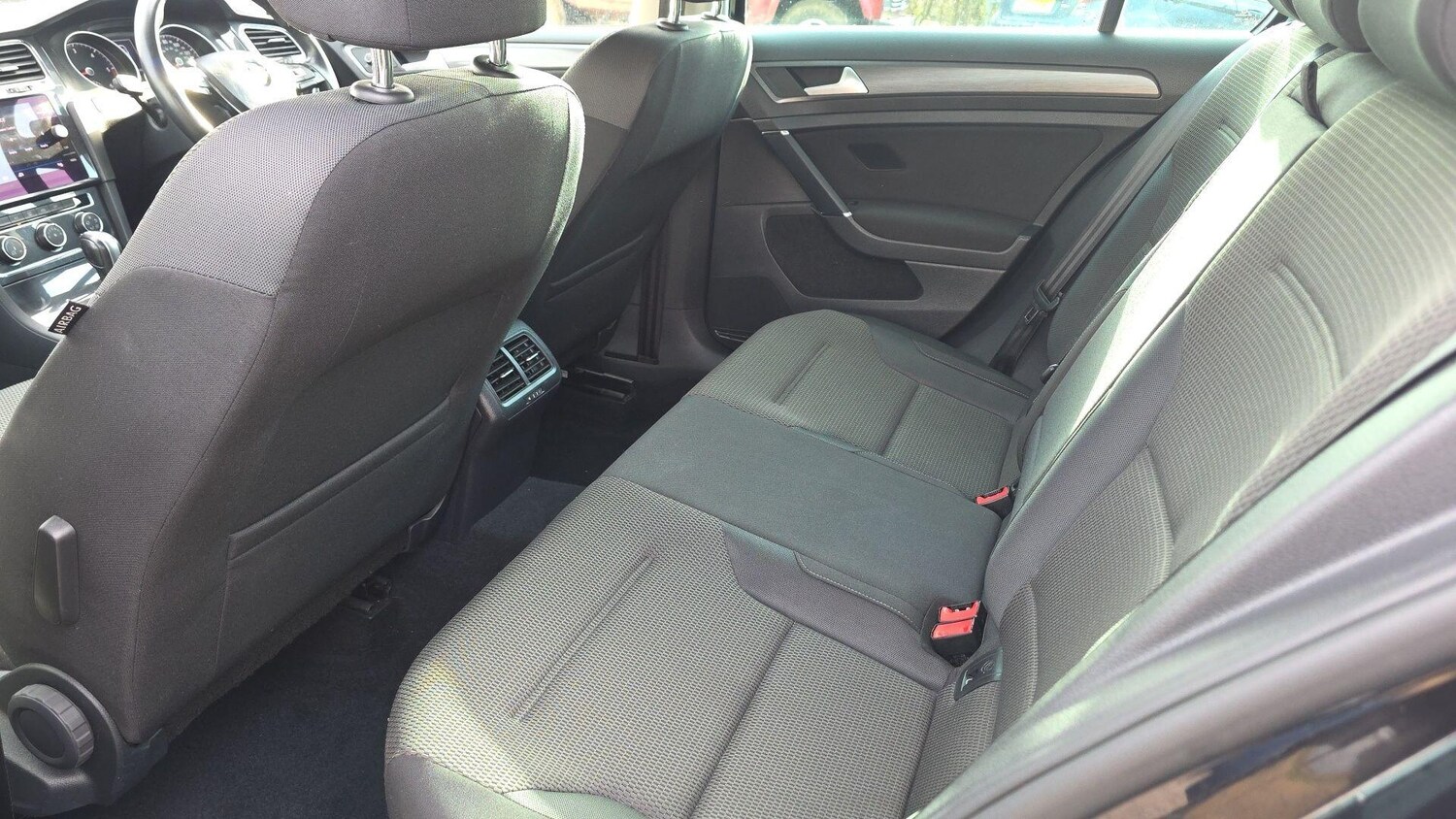 Used Volkswagen Golf 2019 for sale - 77802469: Photo 12