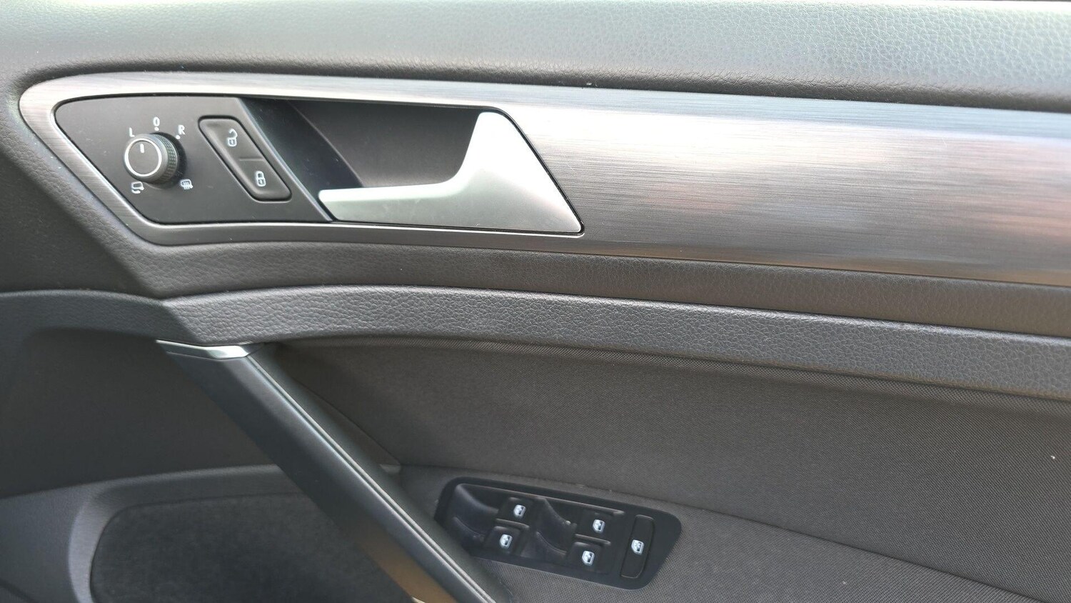 Used Volkswagen Golf 2019 for sale - 77802469: Photo 28