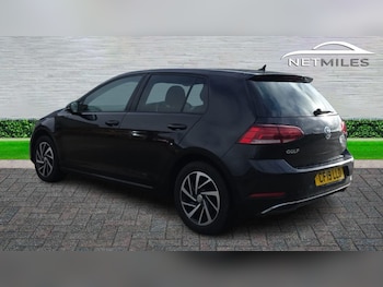Used Volkswagen Golf 2019 for sale - 77802469: Photo