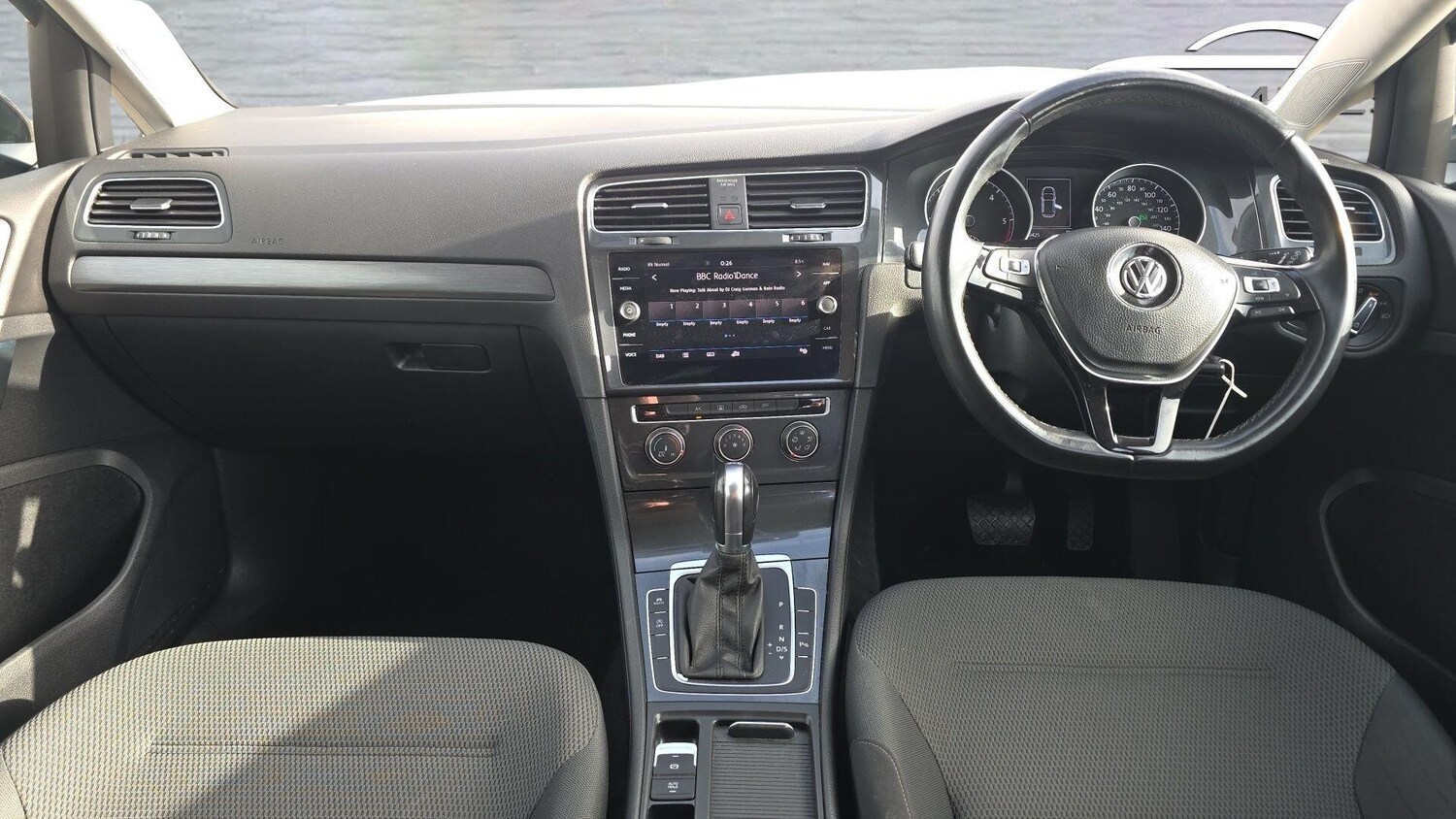 Used Volkswagen Golf 2019 for sale - 77802469: Photo 9