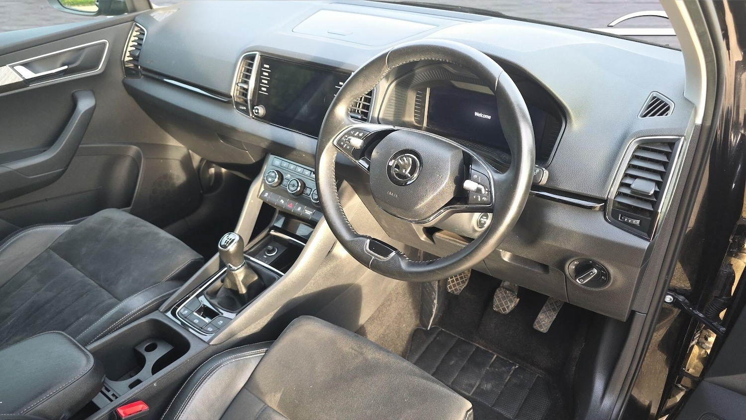 Used Skoda Karoq for sale - 77802468: Photo 9