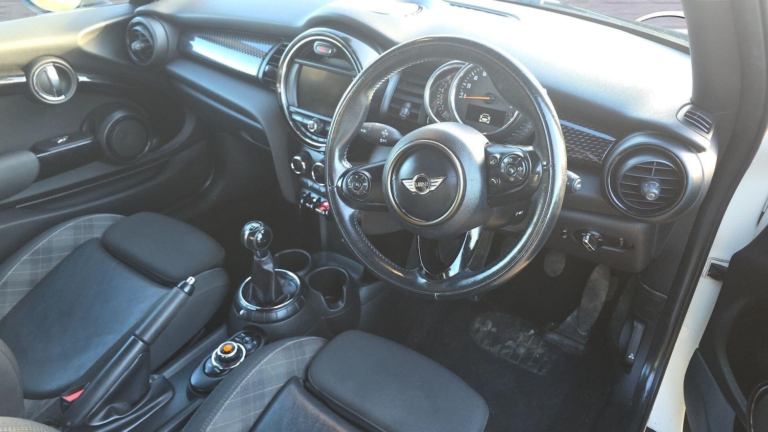 Used MINI Hatch 2016 for sale - 77802478: Photo 9