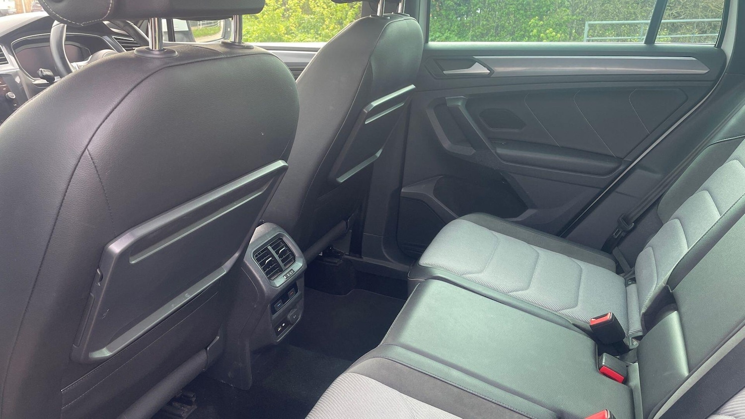 Used Volkswagen Tiguan 2019 for sale - 78204765: Photo 12