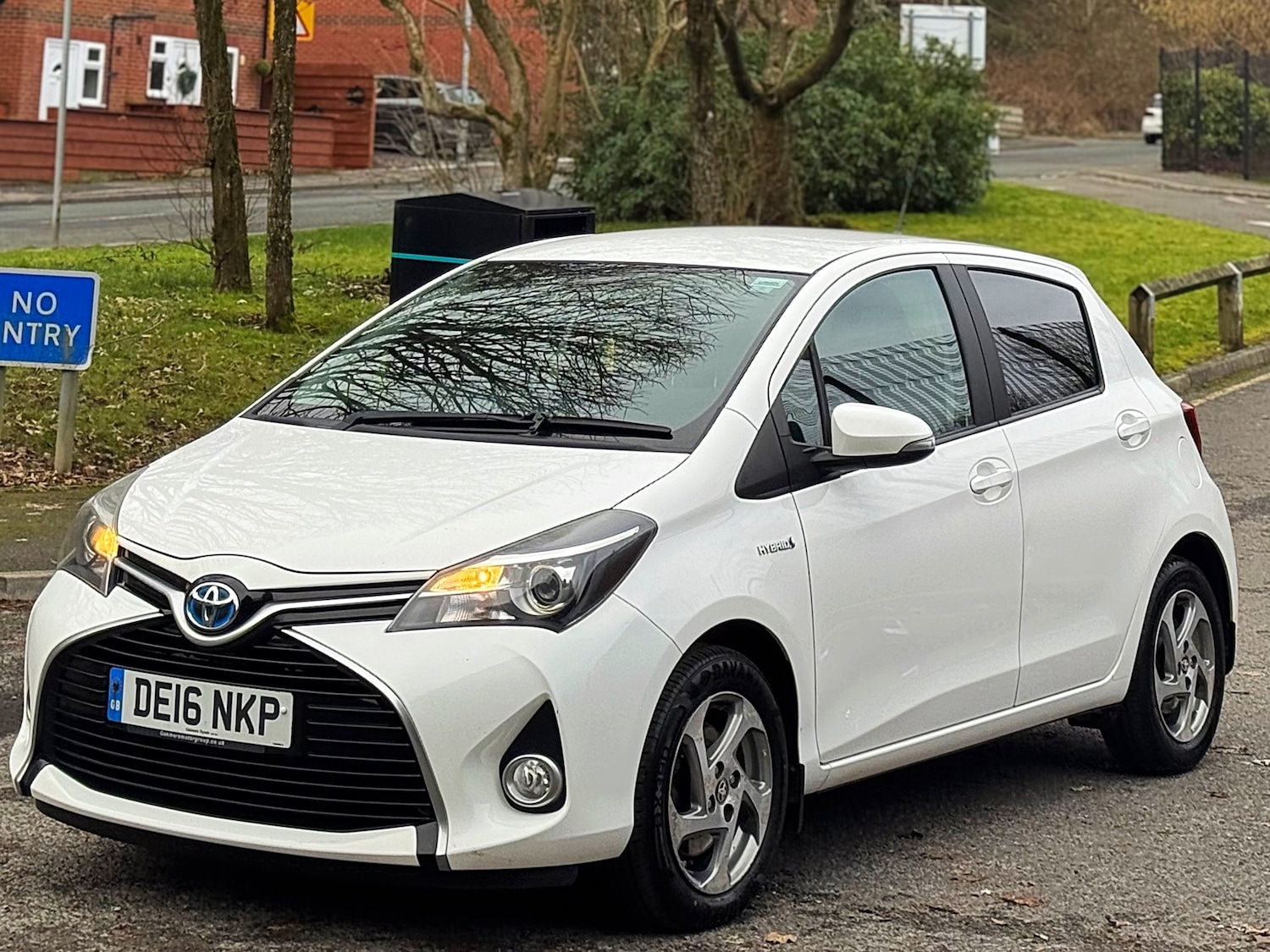 Used Toyota Yaris 2016 for sale - 77392149: Photo 16