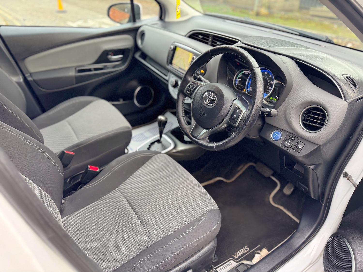 Used Toyota Yaris 2016 for sale - 77392149: Photo 28