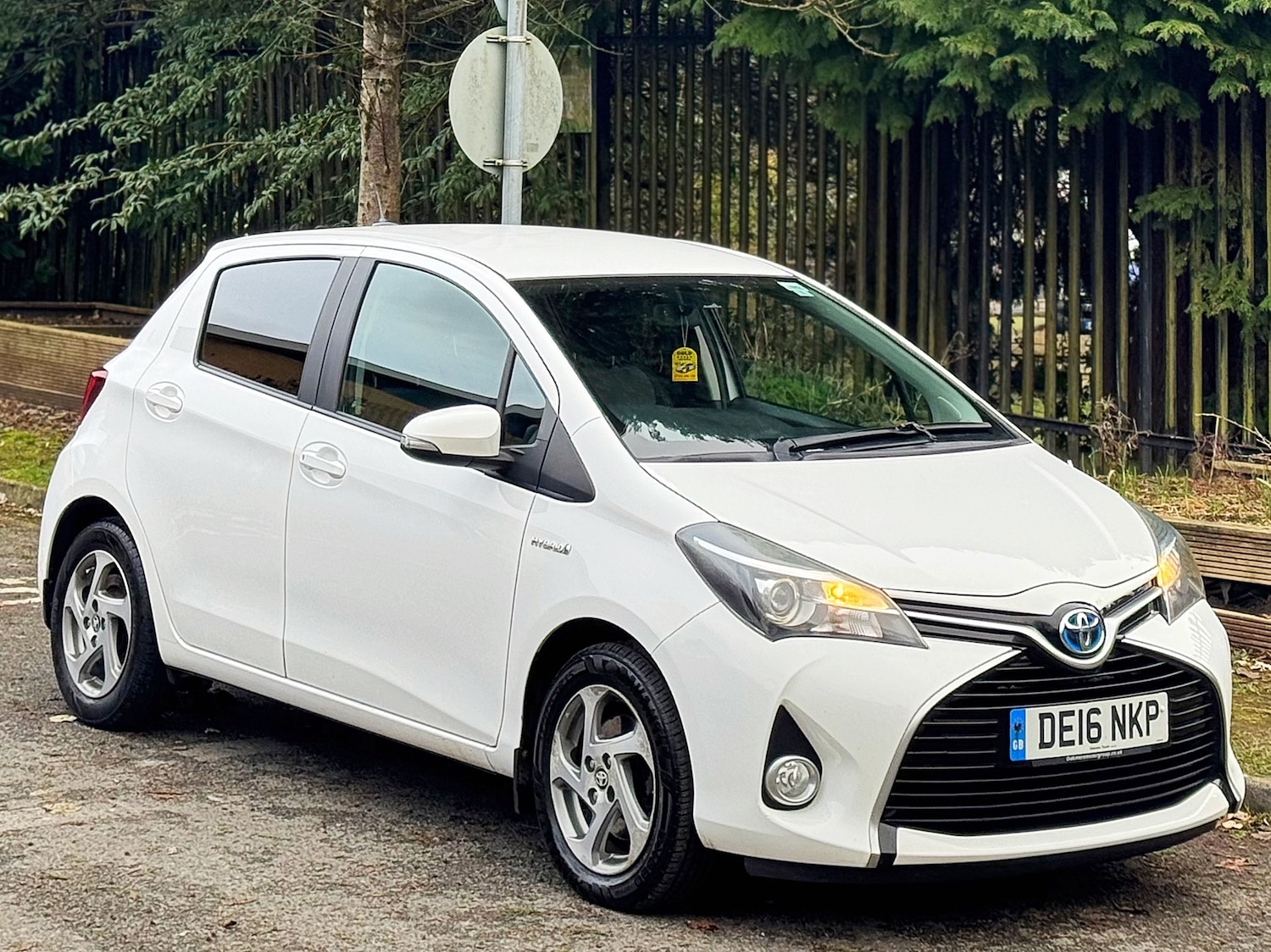 Used Toyota Yaris 2016 for sale - 77392149: Photo 4