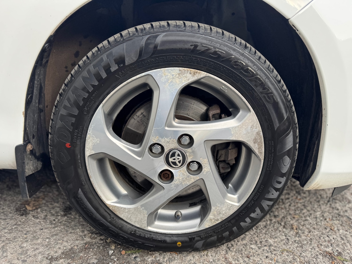 Used Toyota Yaris 2016 for sale - 77392149: Photo 42