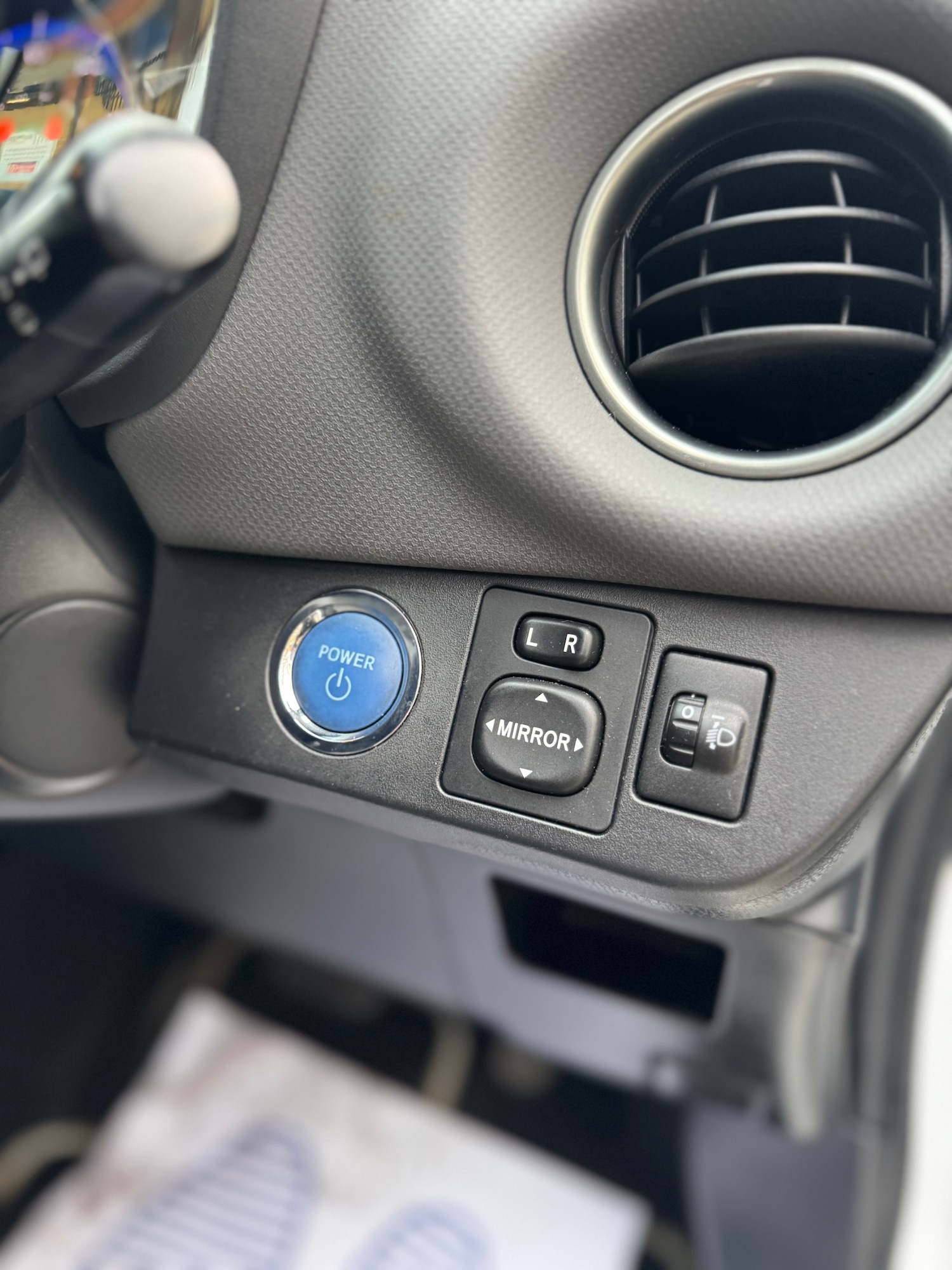 Used Toyota Yaris 2016 for sale - 77392149: Photo 44