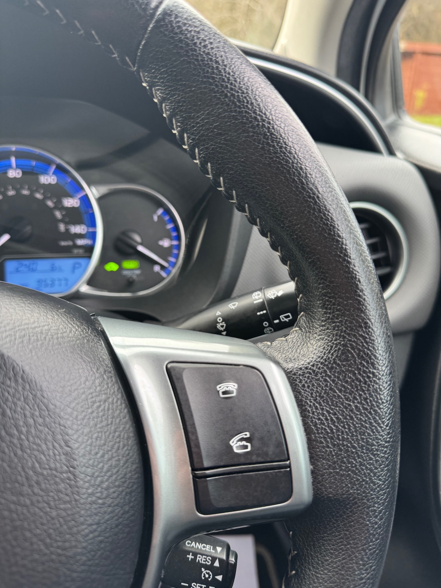 Used Toyota Yaris 2016 for sale - 77392149: Photo 46