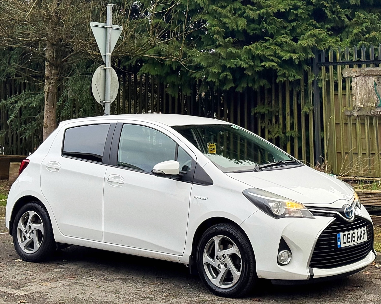 Used Toyota Yaris 2016 for sale - 77392149: Photo 7