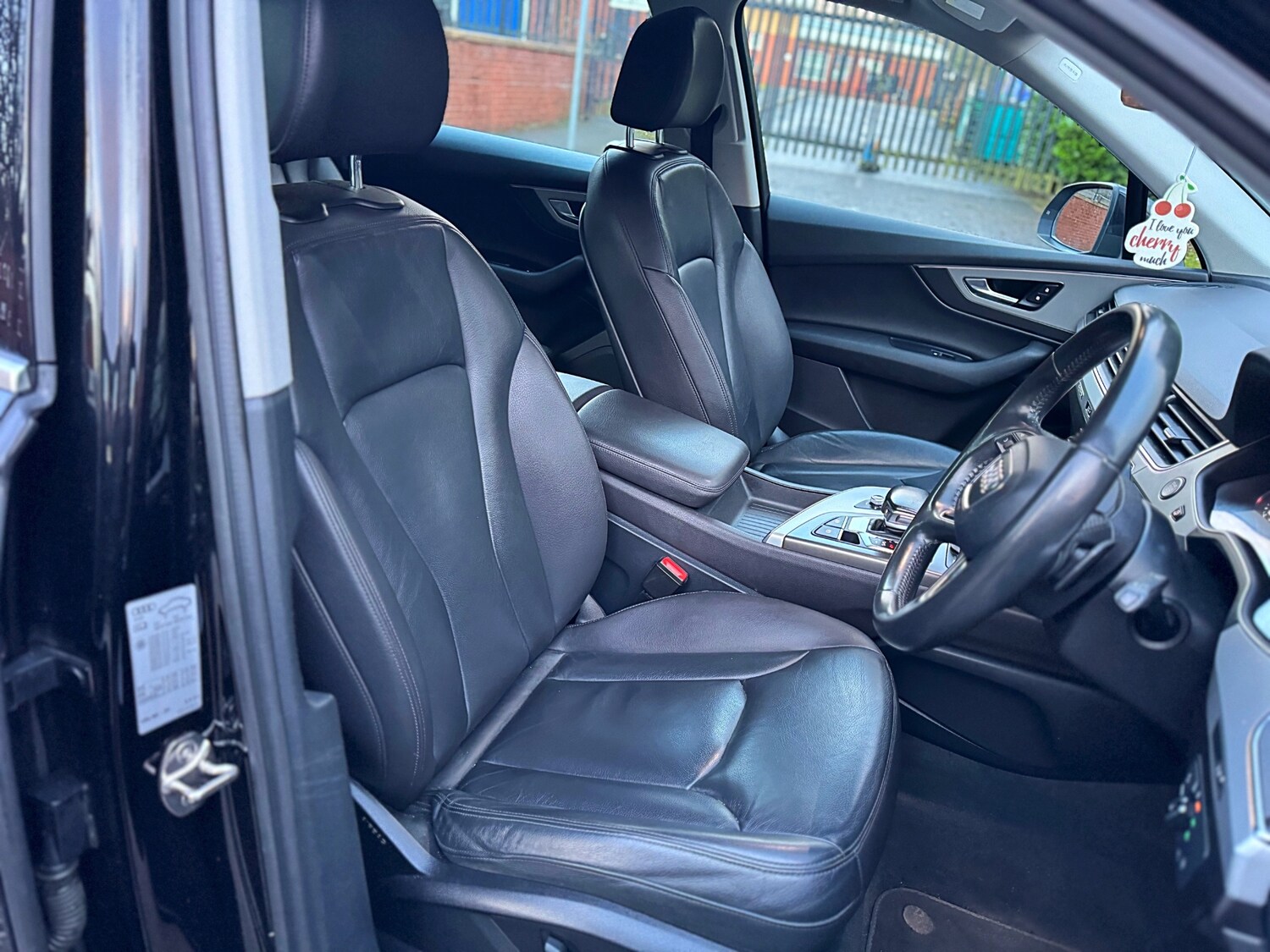 Used Audi Q7 2017 for sale - 77441557: Photo 33