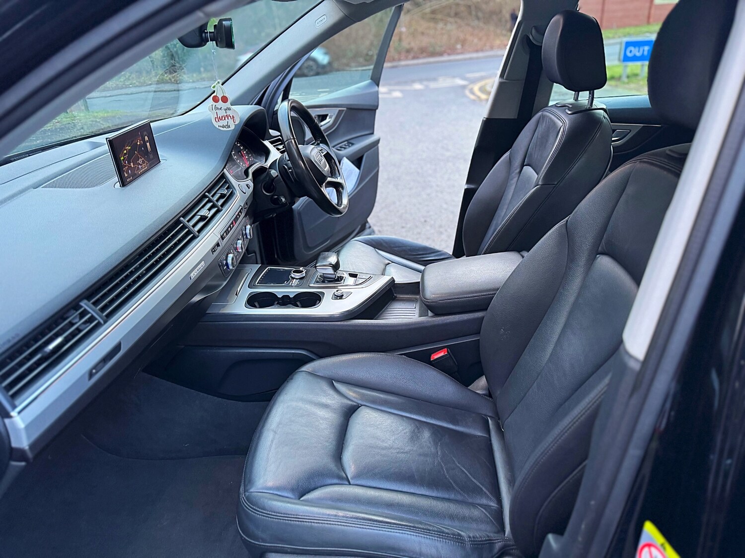 Used Audi Q7 2017 for sale - 77441557: Photo 37