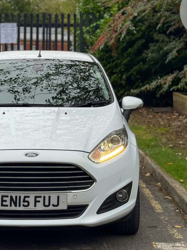 Used Ford Fiesta 2015 for sale - 76208651: Photo 11
