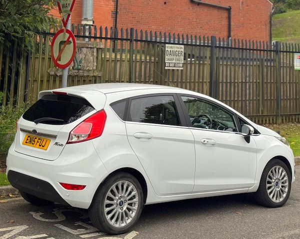 Used Ford Fiesta 2015 for sale - 76208651: Photo 22