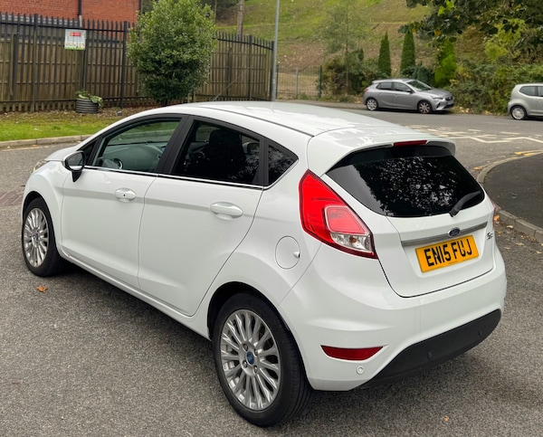 Used Ford Fiesta 2015 for sale - 76208651: Photo 26