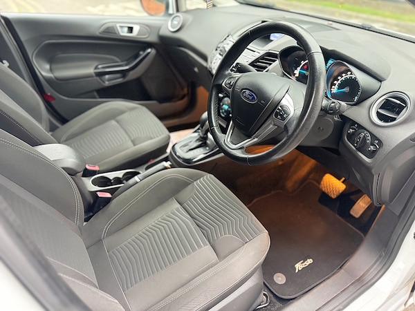 Used Ford Fiesta 2015 for sale - 76208651: Photo 28