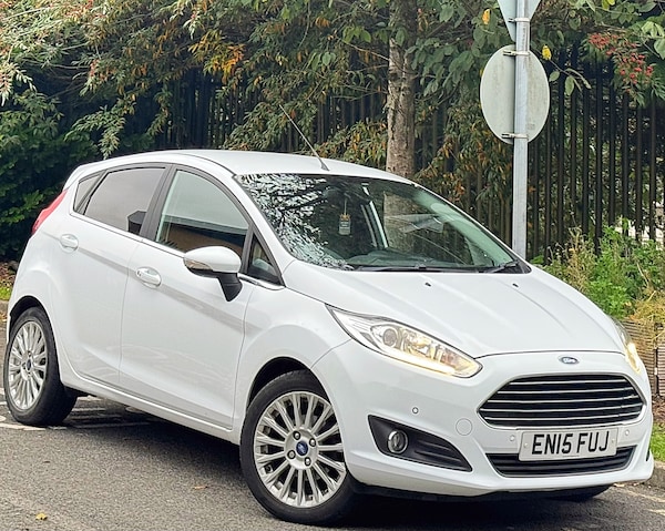 Used Ford Fiesta 2015 for sale - 76208651: Photo 2