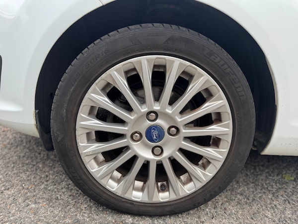 Used Ford Fiesta 2015 for sale - 76208651: Photo 39