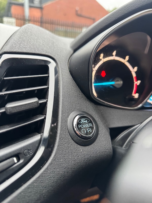 Used Ford Fiesta 2015 for sale - 76208651: Photo 49