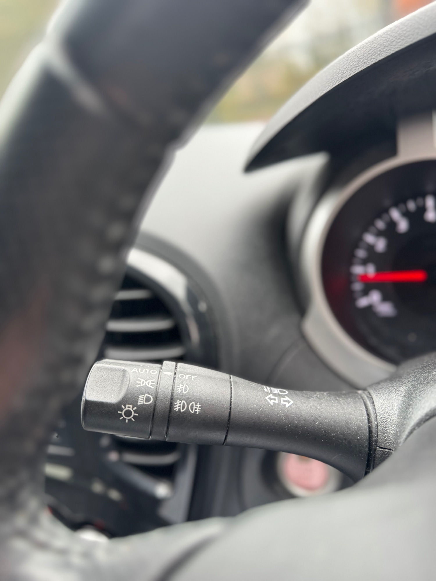 Used Nissan Juke 2012 for sale - 77698503: Photo 50