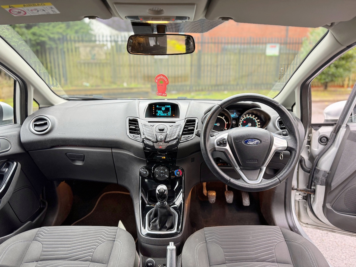 Used Ford Fiesta 2014 for sale - 77482310: Photo 34