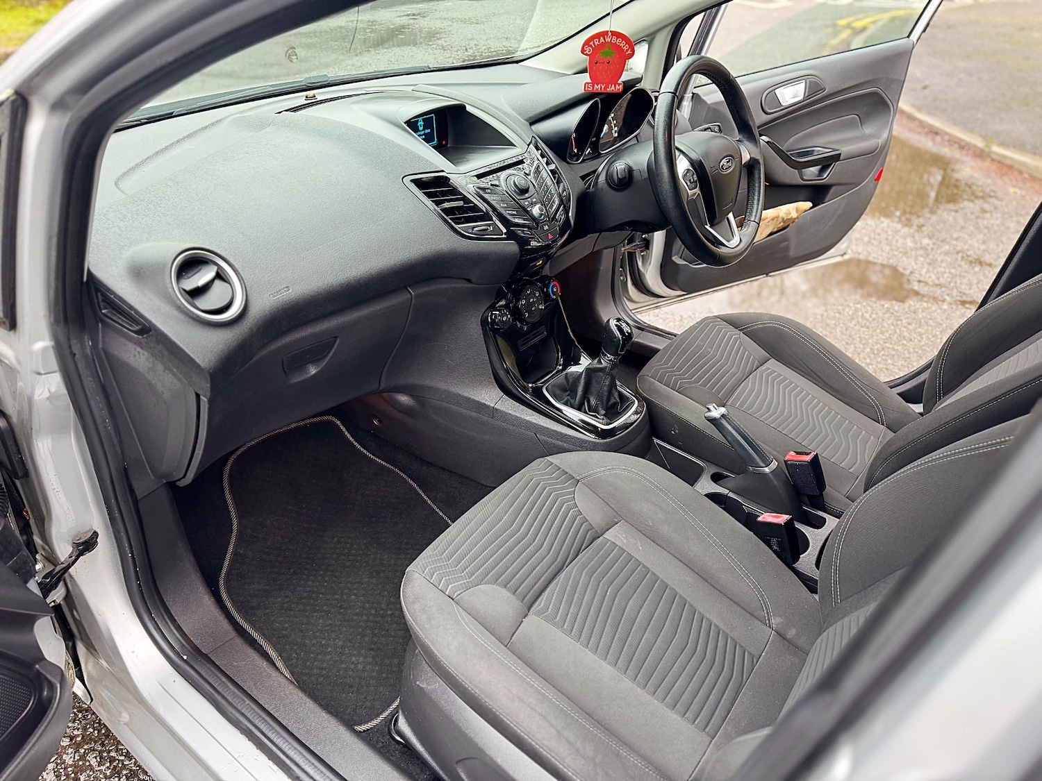 Used Ford Fiesta 2014 for sale - 77482310: Photo 35