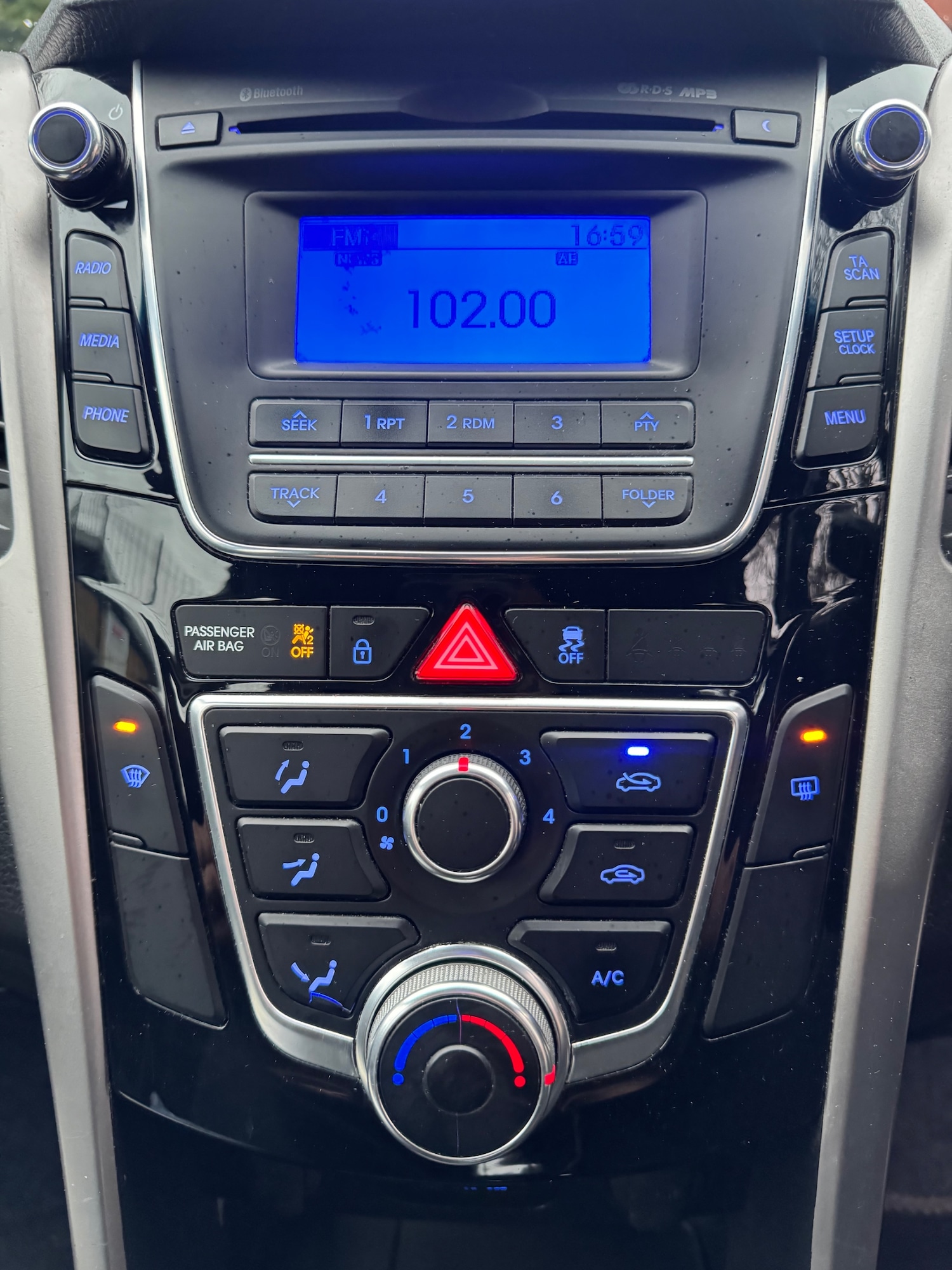 Used Hyundai i30 2016 for sale - 77684412: Photo 57