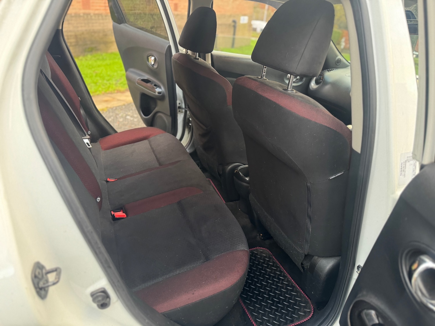 Used Nissan Juke 2014 for sale - 76713408: Photo 7