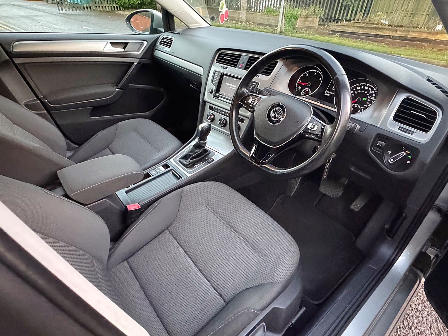 Used Volkswagen Golf 2014 for sale - 76699659: Photo 29