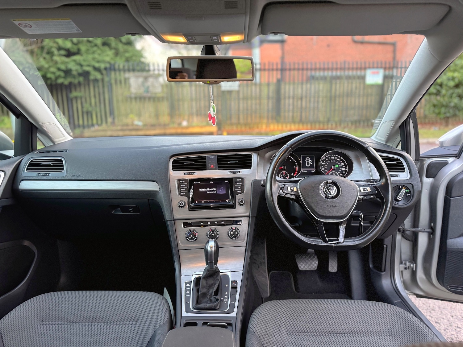 Used Volkswagen Golf 2014 for sale - 76699659: Photo 33