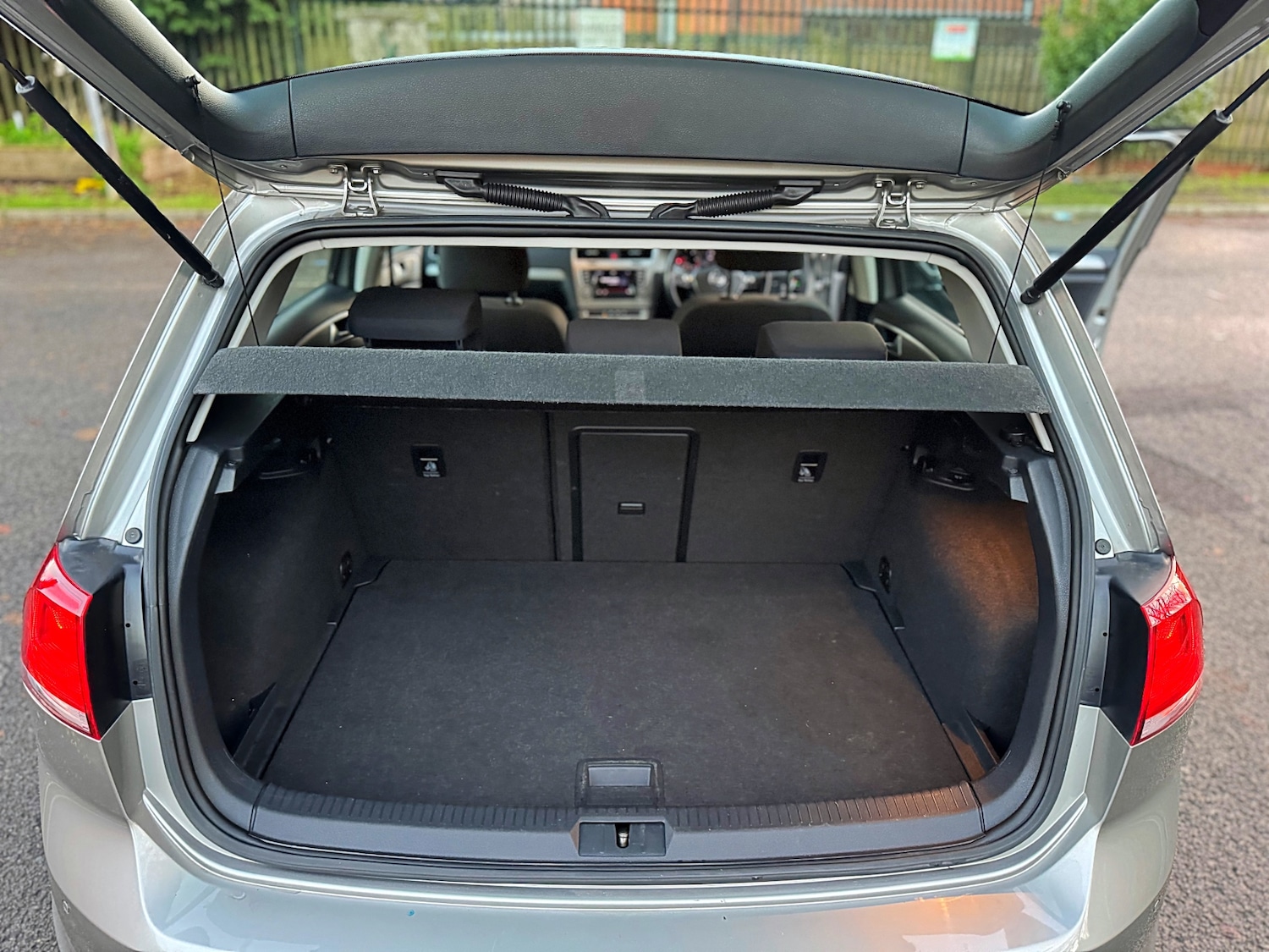 Used Volkswagen Golf 2014 for sale - 76699659: Photo 38